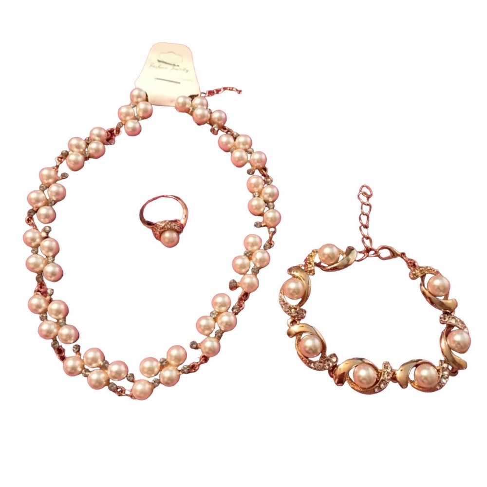 Faux Pearl Necklace 3 Piece Set